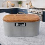 Metalna kutija za kruh