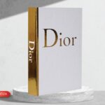 Dekorativna knjiga 51