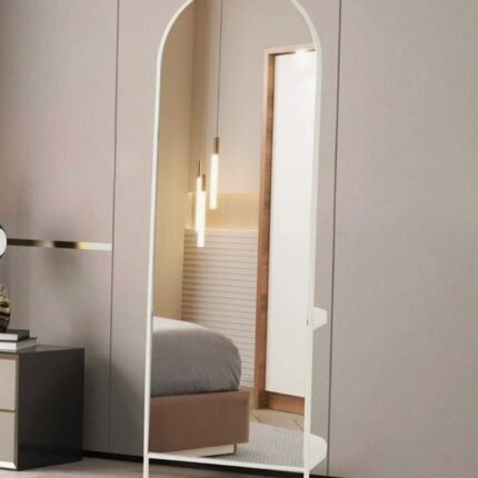 Ogledalo sa vješalicom