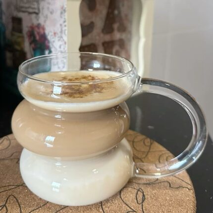 Staklena šolja sa duplim dnom